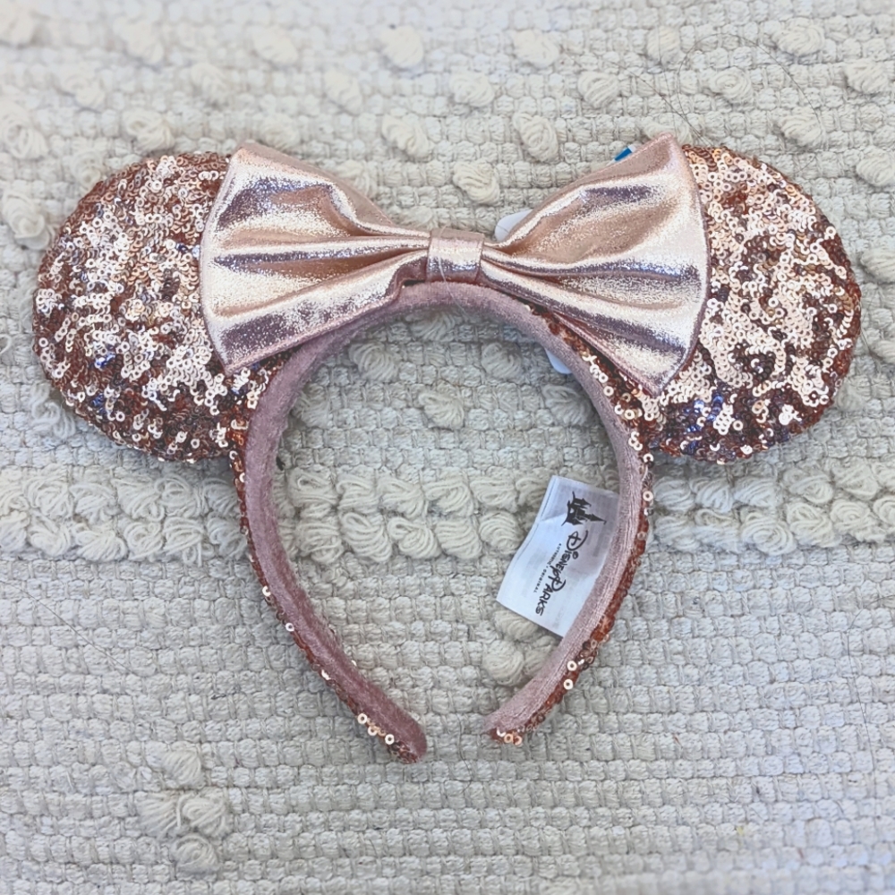 NWT Authentic Minnie Ears from Disneyland